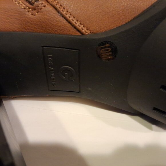 GBG Los Angeles Brown Boots NWOT High Heeled Combat Size 10M - Picture 5 of 13